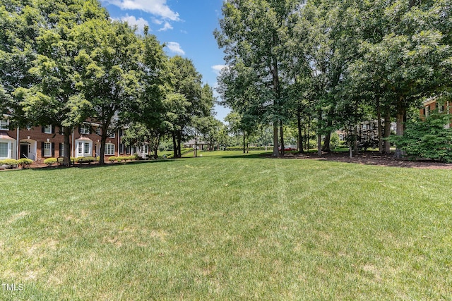 227 Kenmont Dr, Holly Springs, NC 27540 - photo 25