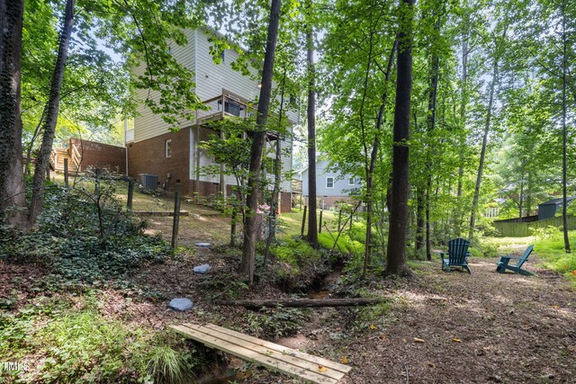 905 Balmoral Dr, Cary, NC 27511 - view of yard