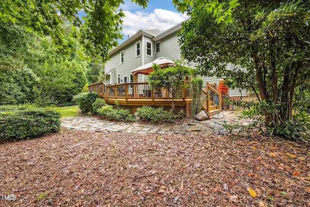 106 Fawley Ct, Cary, NC 27519 - back of property featuring a deck