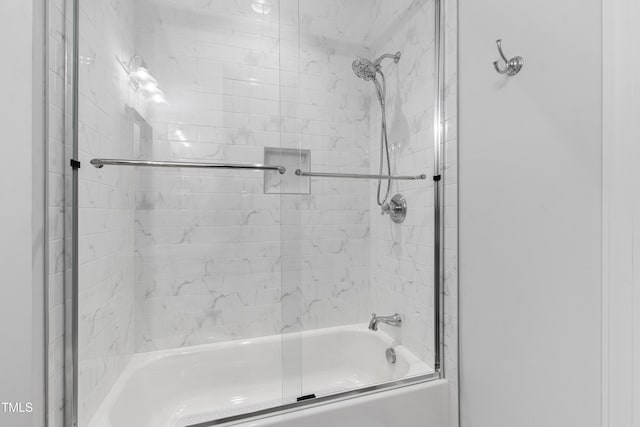 911 Canterbury Rd, Raleigh, NC 27607 - full bath featuring shower / bath combination with glass door