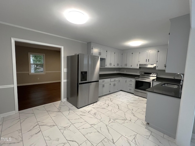 108 W Marsha Gayle Ct, Fuquay Varina, NC 27526 - kitchen with stainless steel appliances, a sink, dark countertops, under cabinet range hood, and light marble finish floors