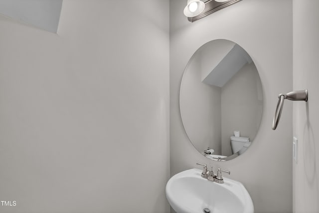 173 Forsyth Pkwy, Clayton, NC 27520 - bathroom featuring a sink and toilet