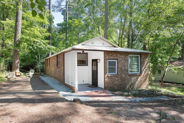 126 Barclay Rd, Chapel Hill, NC 27516 - bungalow with brick siding
