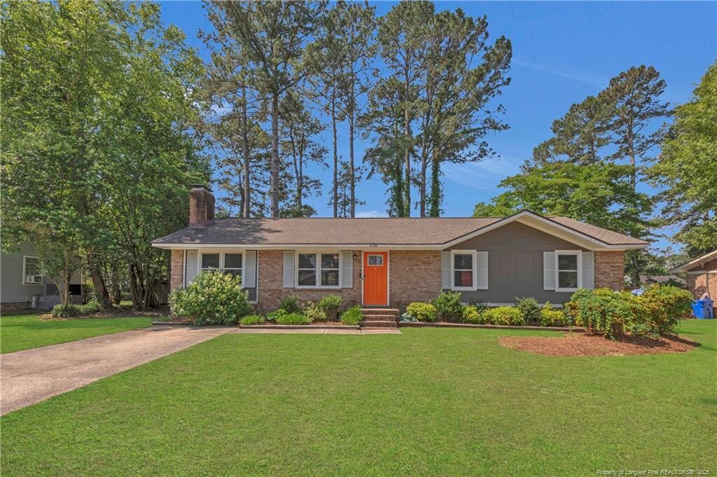 638 E Raynor Dr, Fayetteville, NC 28311 - photo 1