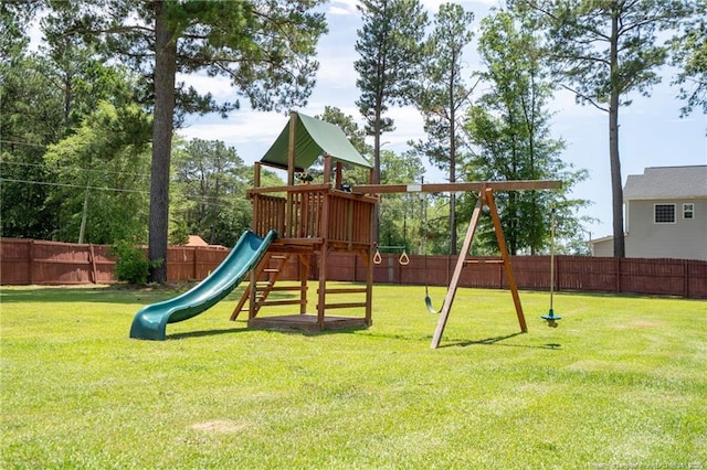 332 Dundee Cir, Raeford, NC 28376 - view of play area