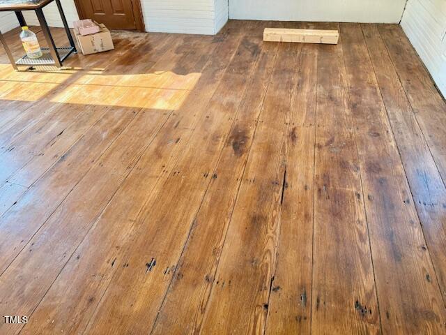 8365 Aaron Creek Church Rd, Oxford, NC 27565 - detailed view of wood finished floors