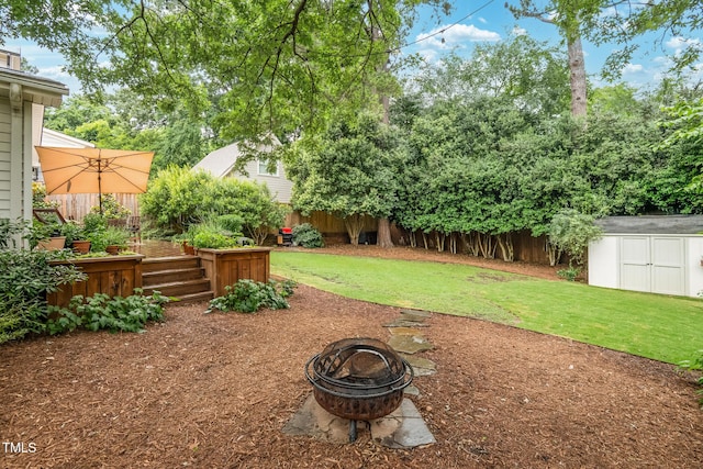 729 Mial St, Raleigh, NC 27608 - view of yard with an outdoor fire pit