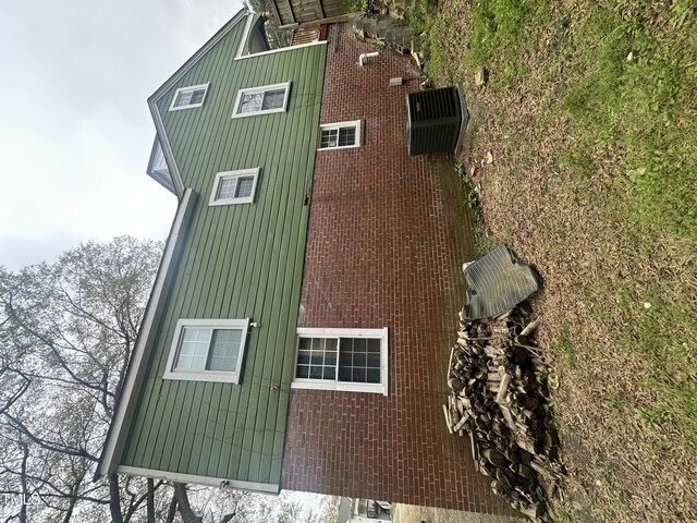 2505 Chapel Hill Rd, Durham, NC 27707 - view of side of home