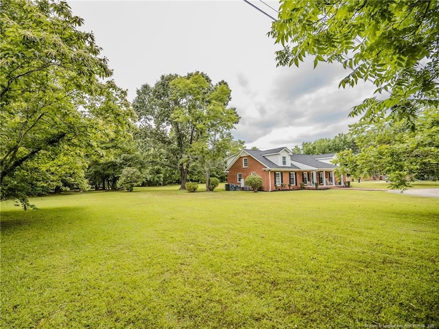 5307 N Fayetteville Rd, Lumberton, NC 28360 - view of green lawn