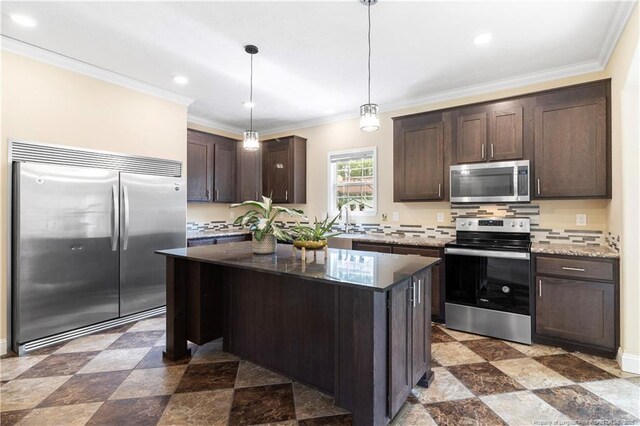 4649 Aberdeen Rd, Raeford, NC 28376