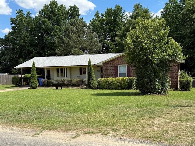 7205 Godfrey Dr, Fayetteville, NC 28303 - photo 2