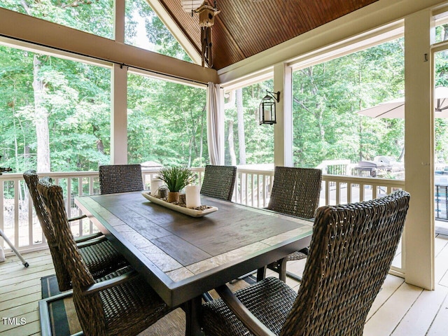 410 Mountain Laurel, Chapel Hill, NC 27517 - sunroom / solarium featuring outdoor dining area, vaulted ceiling, and plenty of natural light