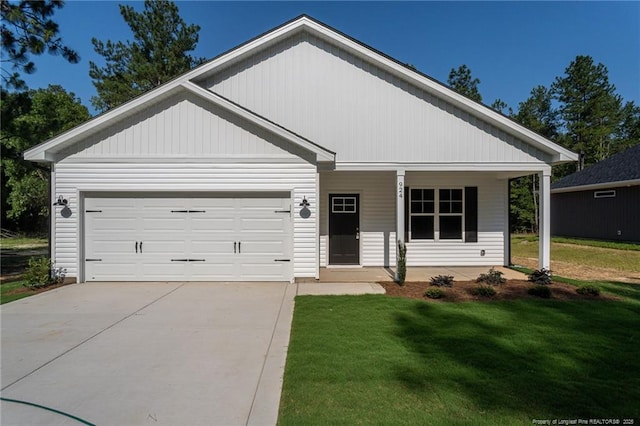 924 Stevens St, Raeford, NC 28376 - photo 1