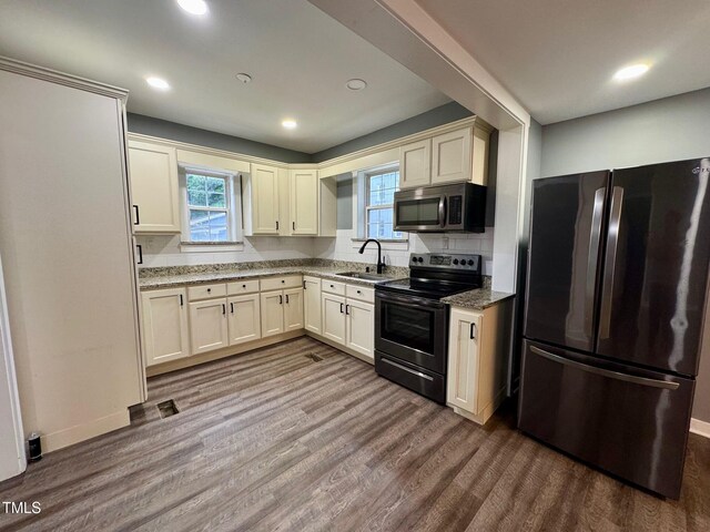 119 N Anthony St, Burlington, NC 27217 - photo 7
