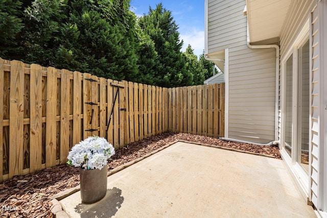 8151 Rhiannon Rd, Raleigh, NC 27613 - view of patio