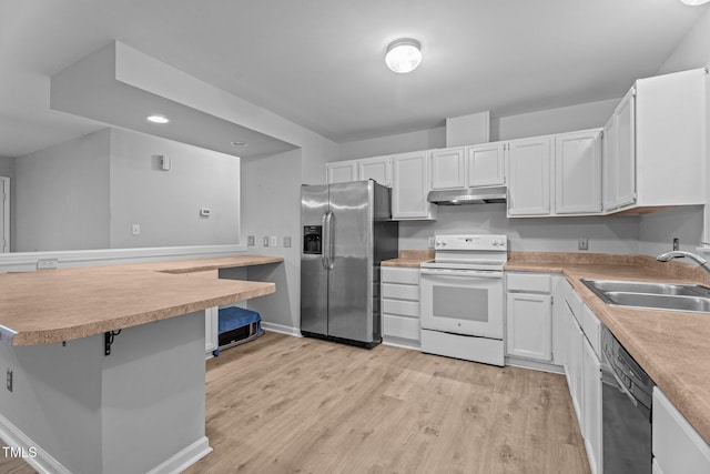 627 Gaslight Trl, Wendell, NC 27591 - kitchen with stainless steel fridge with ice dispenser, white electric stove, a sink, black dishwasher, and under cabinet range hood