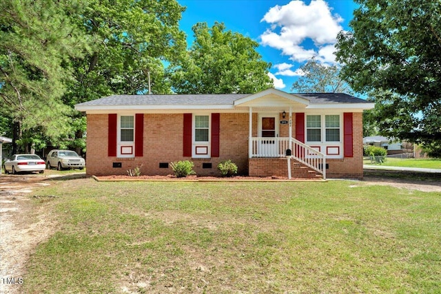 101 Apollo Cir, Roanoke Rapids, NC 27870 - single story home featuring crawl space, a front lawn, and brick siding