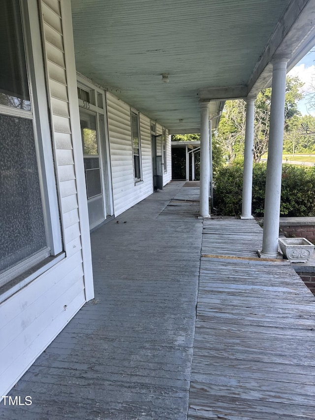 303 E Oak St, Lucama, NC 27851 - photo 3