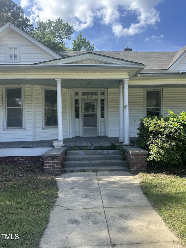 303 E Oak St, Lucama, NC 27851 - photo 2