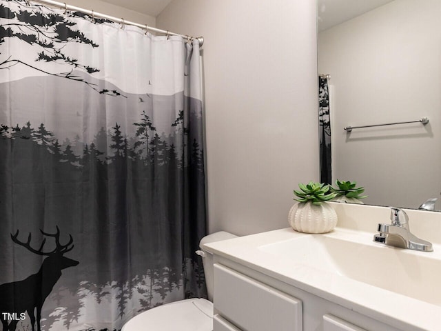 286 Beaver Tavern Dr, Benson, NC 27504 - full bath with vanity, toilet, and a shower with curtain