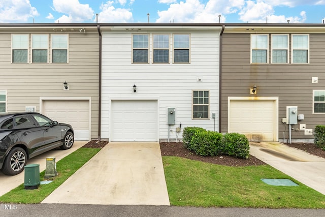 1728 Shady Oaks Dr, Wendell, NC 27591 - view of front facade with driveway and a garage