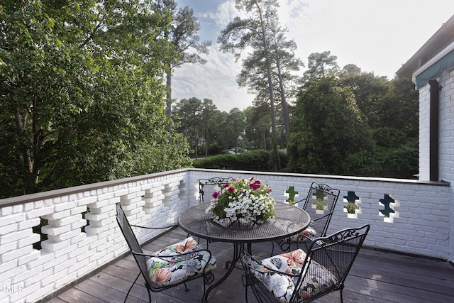 3307 Devon Rd, Durham, NC 27707 - deck featuring outdoor dining space