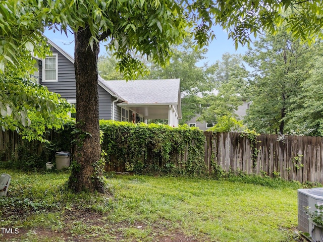708 Powell Dr Unit B, Raleigh, NC 27606 - view of yard featuring central AC