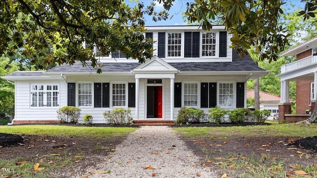 830 S Chestnut St, Henderson, NC 27536 - view of front of house