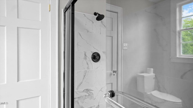 830 S Chestnut St, Henderson, NC 27536 - bathroom featuring a shower and toilet