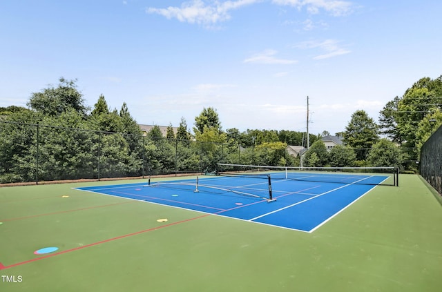 2100 Della Ct, Apex, NC 27502 - view of tennis court with community basketball court