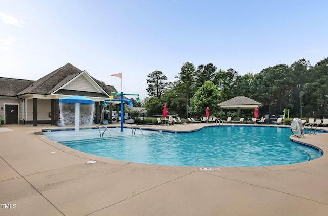 2100 Della Ct, Apex, NC 27502 - community pool with a patio