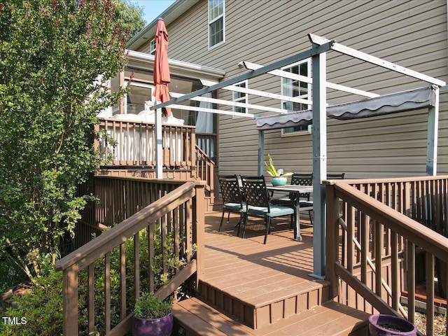 947 Middle Ground Ave, Rolesville, NC 27571 - deck featuring outdoor dining space