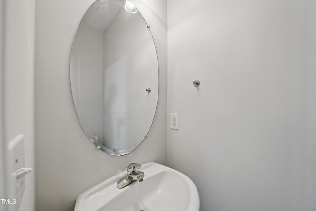 8621 Neuse Club Ln Unit 106, Raleigh, NC 27616 - bathroom featuring a sink
