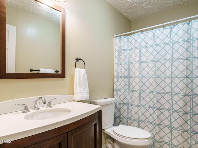 8204 Charlbert Ct, Apex, NC 27539 - full bath featuring a textured ceiling, toilet, vanity, and a shower with shower curtain
