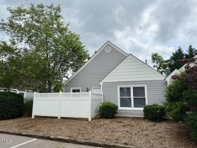 5071 Avenida Del Sol Dr, Raleigh, NC 27616 - view of property exterior