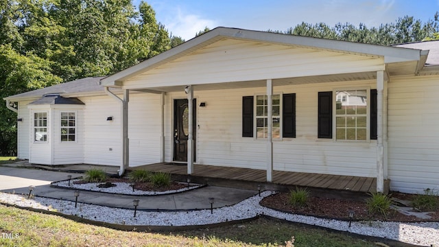 282 Cooke Rd, Louisburg, NC 27549 - view of front of home featuring a porch