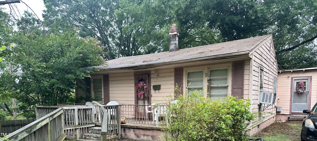 1002 Loius St, Burlington, NC 27217 - view of front of property