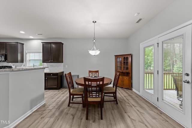 2709 Banks Lake Ct, Fuquay Varina, NC 27526 - dining room featuring light wood finished floors, recessed lighting, and baseboards
