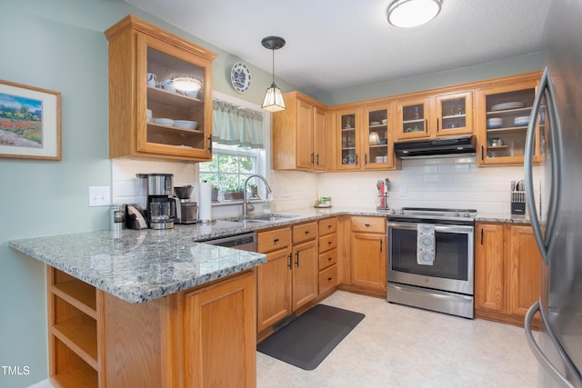 1113 Pilton Pl, Raleigh, NC 27604 - kitchen with appliances with stainless steel finishes, under cabinet range hood, a sink, light stone counters, and a peninsula