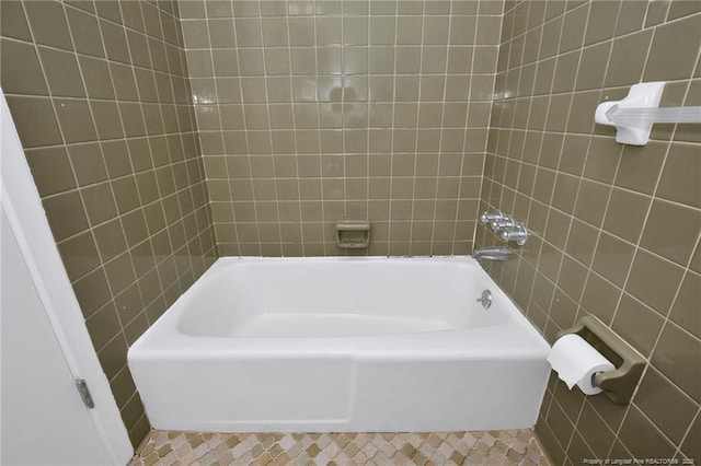 687 Blawell St, Stedman, NC 28391 - full bath with tile walls