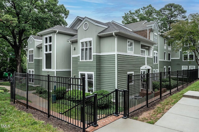 1111 Parkridge Ln Unit 103, Raleigh, NC 27605 - photo 1