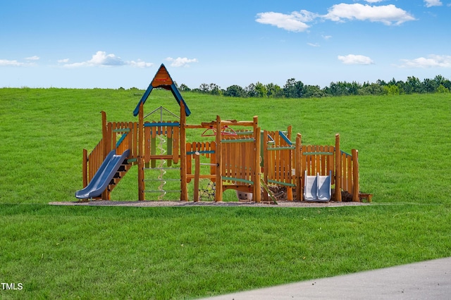 945 Cassa Clubhouse Way, Knightdale, NC 27545 - view of play area featuring a yard