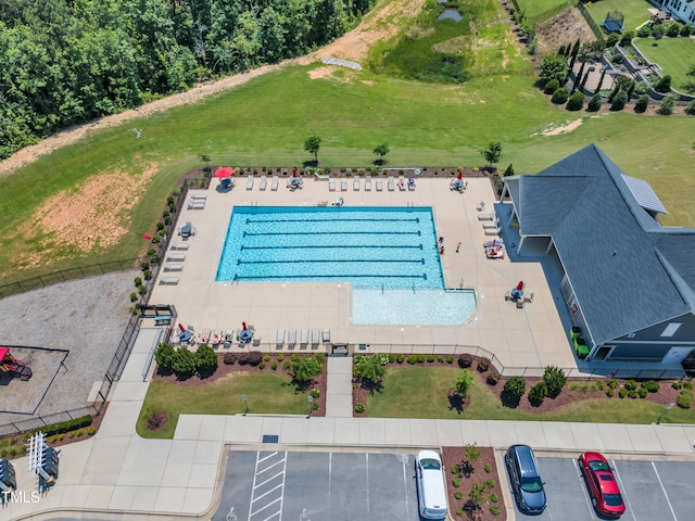 109 Crested Coral Dr, Holly Springs, NC 27540 - drone / aerial view of a pool area