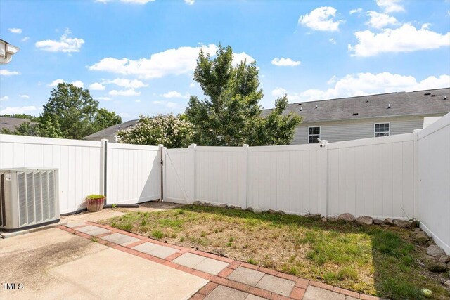 1966 Grassy Banks Dr, Raleigh, NC 27610 - photo 26