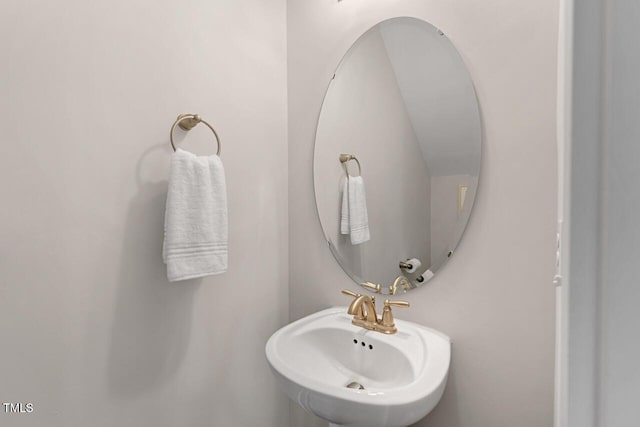 415 Dupree St, Durham, NC 27707 - bathroom with a sink