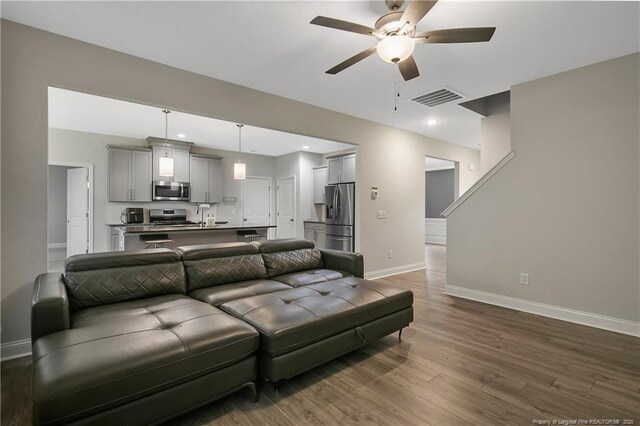 1664 Seattle Slew Ln, Hope Mills, NC 28348 - photo 11