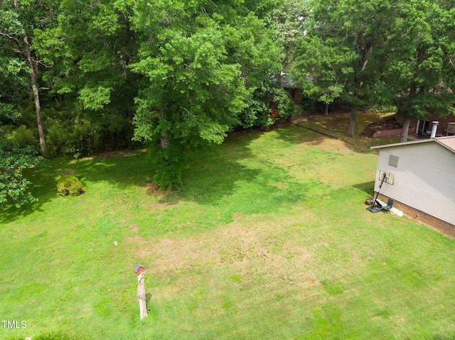 1822 Routh Rd, Burlington, NC 27217 - view of grassy yard