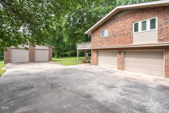 1822 Routh Rd, Burlington, NC 27217 - view of garage