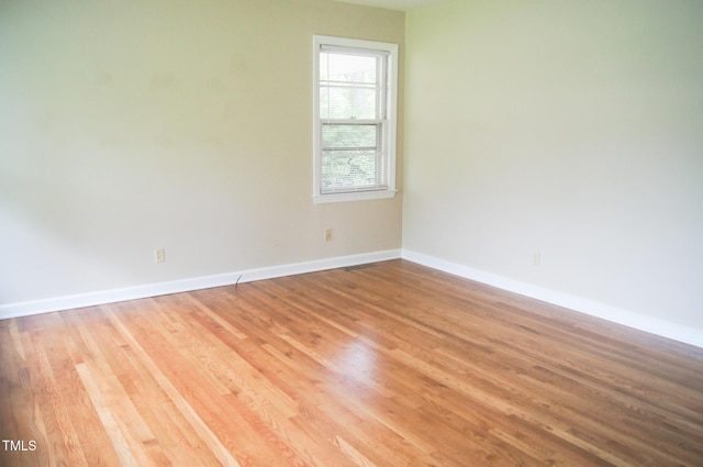2626 Crestline Ave, Raleigh, NC 27603 - empty room with light wood-type flooring and baseboards