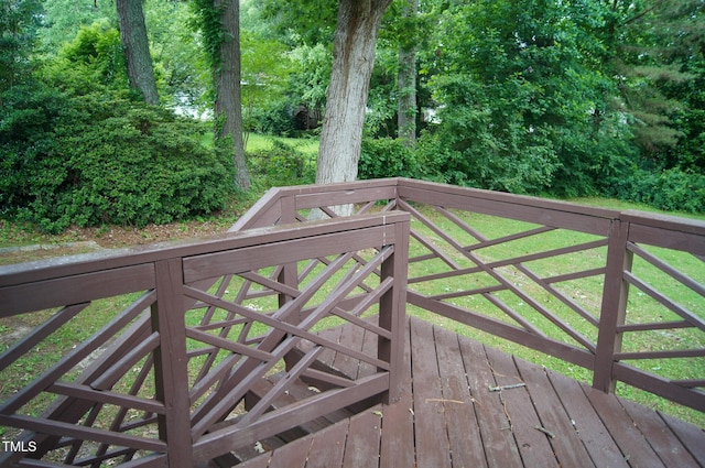 2626 Crestline Ave, Raleigh, NC 27603 - view of wooden terrace